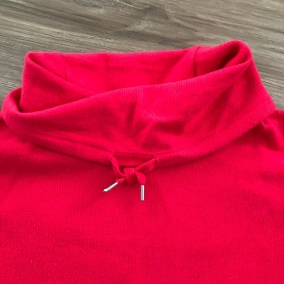 Banana Republic red Eco Pullover size XSMALL in like new condition - Picture 4 of 7